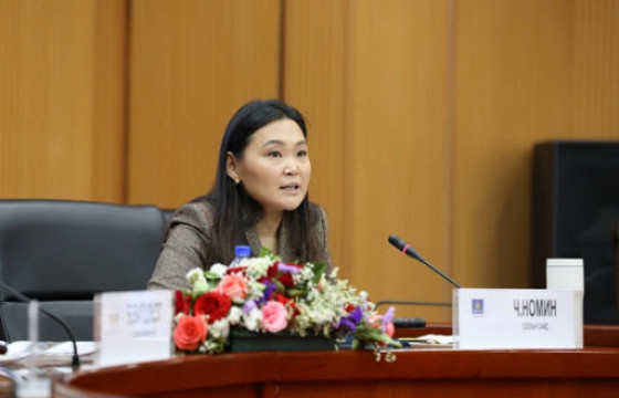 Ч.НОМИН: 2025 он гэхэд төрийн байгууллагууд хос бичгээр албан бичгээ хөтлөн явуулна