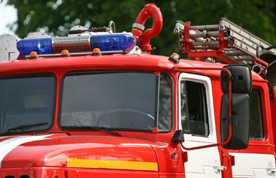 Үйлчилгээний төвд гал гарч, гурван хүн угаартжээ