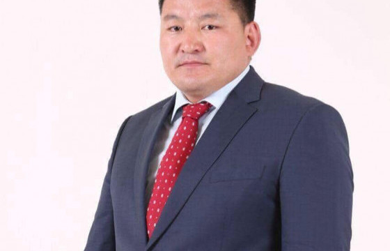 М.БАТЖАРГАЛ: С.Эрдэнэ намайг намаас хоёр удаа хөөлөө