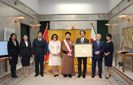 УИХ-ын дарга асан Д.Лүндээжанцанг 