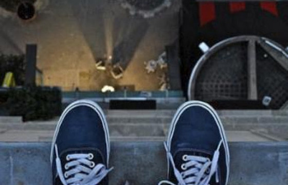 Согтуурсан үедээ амиа хорлохоор өндрөөс үсрэх гэж байсан эрэгтэйг аварчээ