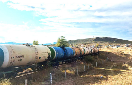 Сүхбаатар өртөөгөөр 20 вагон шатахуун хүлээж авлаа