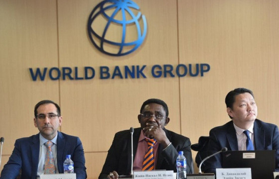 Оны сүүлчээр өрхийн орлого буурахаар байна