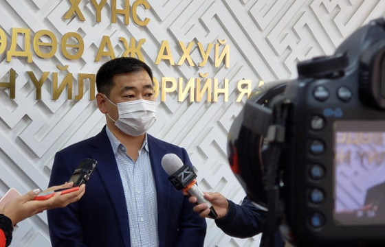 В.Үнэнбат: Хүнсний ногооны хураалт 50, улаанбуудайнх 15 хувьтай  байна