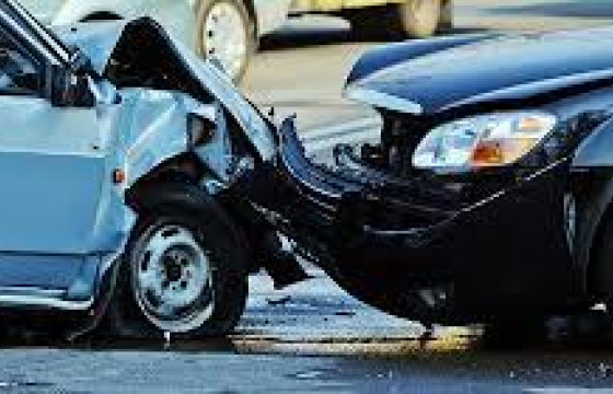 Зам тээврийн ослын улмаас зургаан иргэн амиа алджээ 