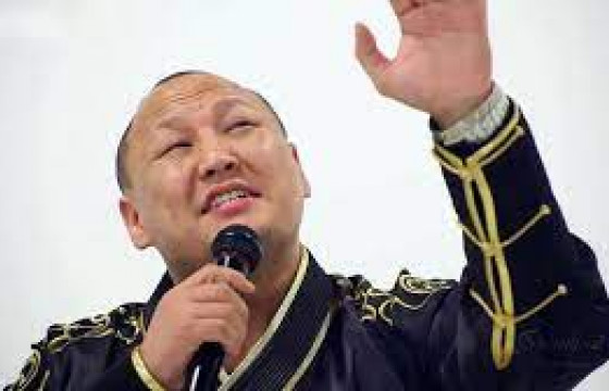 Дуучин Т.Дэлгэрмөрөнийг гэр бүлийн хүчирхийлэл үйлдсэн хэмээн шалгаж байна