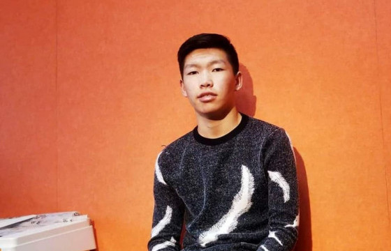 Б.БАРХАСБАДЬ: Мартагдаж буй дуу, шүлгийг цээжлэж, хойч үедээ өвлүүлэх хүсэлтэй