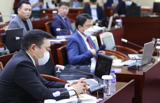 Ж.Сандагсүрэн: Төсвийн гүйцэтгэлд цар тахлын нөлөөлөл их байна