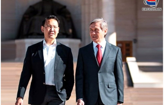 Н.ЭНХБАЯРЫН улс төрд орох сүүлчийн найдвар Э.БАТШУГАР нь сонгогчдын хүлээлтэд хүрэх үү