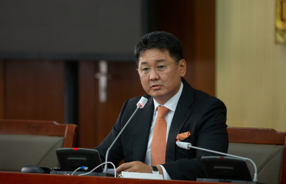 Ерөнхийлөгч У.Хүрэлсүх нэг тэрбум мод тарих зарлиг гаргалаа