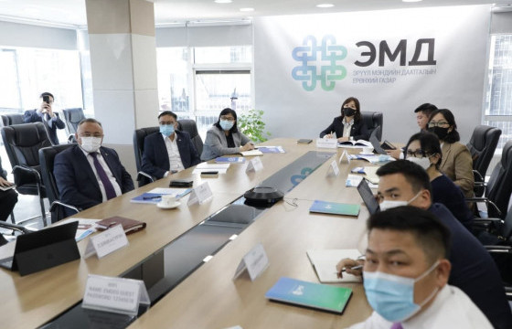 Эрүүл мэндийн салбарт технологийн шинэчлэл тааруу байна гэв