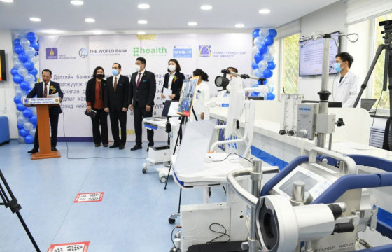 ДЭМБ-аас 2.9 cая ам.долларын тоног төхөөрөмжийг ЭМЯ-нд өгчээ