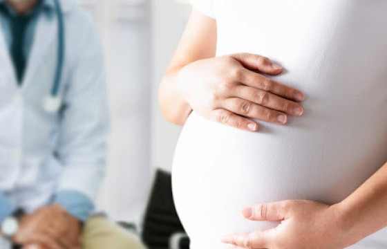 Энэ онд 48 эх эндсэний 71 хувь нь коронавирусийн хүндрэлээс болжээ