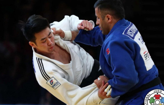 Монголын 10 бөх Парисын татамид барилдана