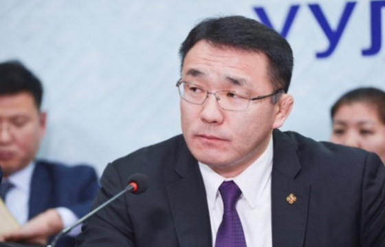 Д. Сумъяабазар: 