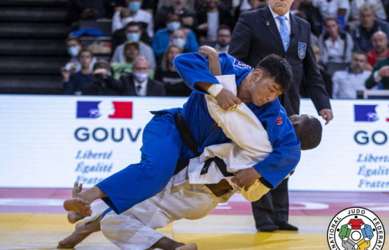 Г.Болор-Очир Парисын Их дуулгаас хүрэл медаль хүртлээ