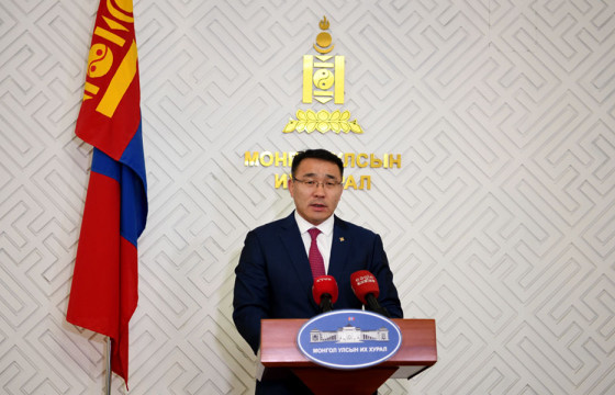 Д.СУМЪЯАБАЗАР: Баганан тулгуурт хөнгөн галт тэрэг, хурдны замын төсөл хэрэгжүүлнэ