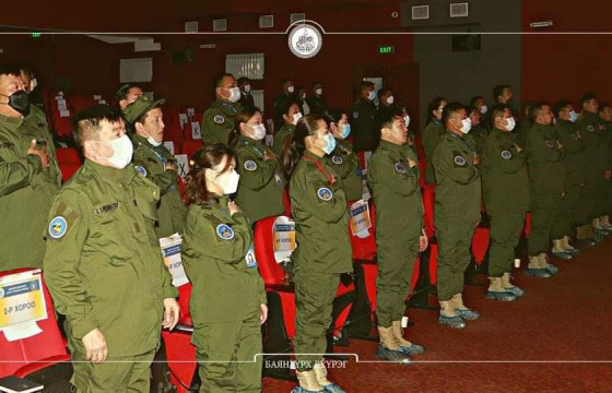 Баянзүрх дүүргийн хороодын Засаг дарга нар цэргийн бэлтгэл сургалтад хамрагджээ