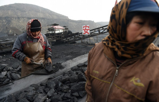 БНХАУ-ын зах зээлд 10 хоног дараалан буурсан нүүрсний үнэ сэргэж эхэллээ