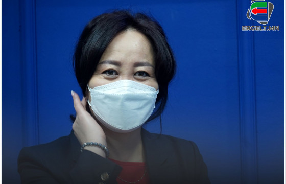 Хэлэлцүүлэгт оролцогч Р.БУЛГАМАА: Дотуур байрны багш нарын боловсролын асуудалд анхаарах хэрэгтэй