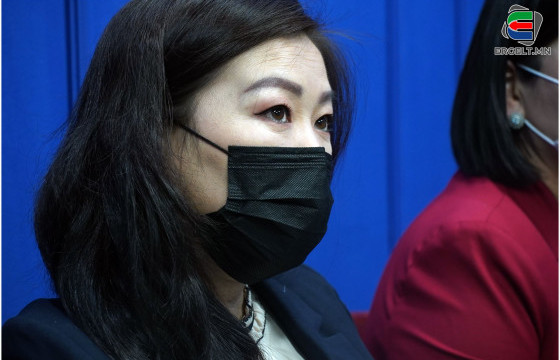 Хэлэлцүүлэгт оролцогч Э.ЦЭЦЭГСАЙХАН: Хүүхдэд өөрийгөө илэрхийлэх боломж олгох хэрэгтэй