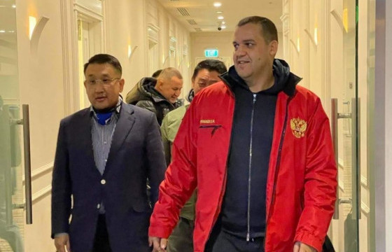 Олон улсын боксын холбооны ерөнхийлөгч Монголд ирлээ