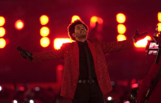 “Blinding Lights” дуу бүх цаг үеийн шилдэг болжээ