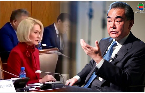 Орос хүүхэн ирээд базаж, бааварласаар явлаа даа