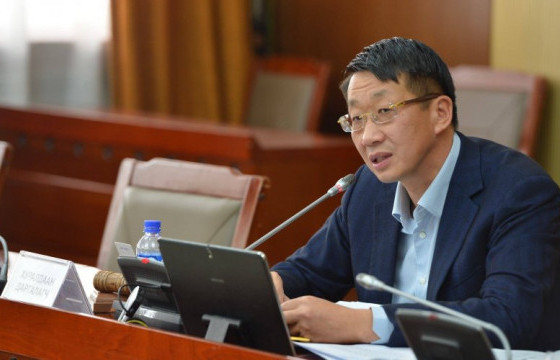 Л.ЭНХ-АМГАЛАН: Энэ сарын 10-наас ЕБС-ийн хичээлийг 100 хувь цахим болгоно