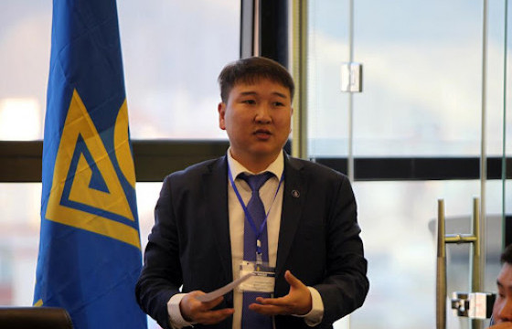 “Соёлын сайдын гомдлоор Э.Одбаярыг торгосон гэдэг нь худал”