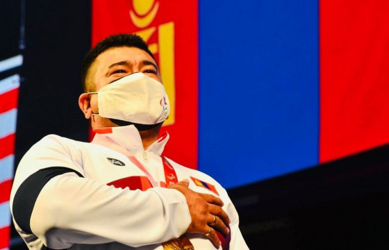 Хөдөлмөрийн баатар Э.Содномпилжээ ДАШТ-ээс мөнгөн медаль хүртжээ