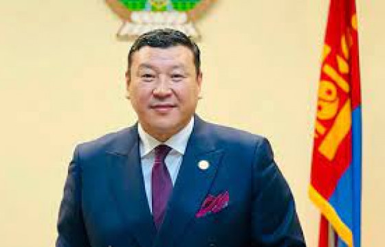 Элчин сайд Ө.Батбаяр АНУ-ын Ерөнхийлөгч Жо Байденд Итгэмжлэх жуух бичиг өргөн барив