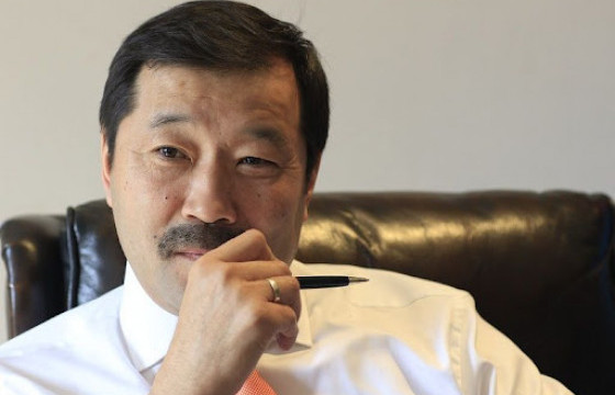 Ж.Бат-Эрдэнэ: Буруу талдаа жолооны хүрдтэй автомашиныг 3-5 жилийн дараа шууд хорино