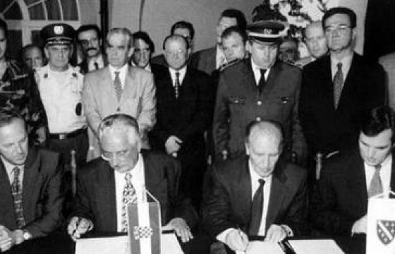 ЭНЭ ӨДӨР ДЭЛХИЙН ТҮҮХЭНД: Дейтоны хэлэлцээр амжилттай болжээ