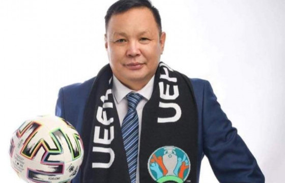 Хөл бөмбөг тайлбарлагч Э.Балжинням таалал төгсжээ