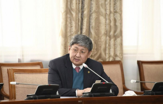 Ч.ХҮРЭЛБААТАР: Асуудал бүрийг бусад руу чихдэг тогтолцоогоо болих хэрэгтэй