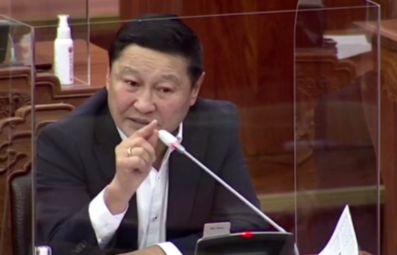 Н.АЛТАНХУЯГ: Яагаад та нар Ардчилсан намыг арчих гээд байгаа юм бэ