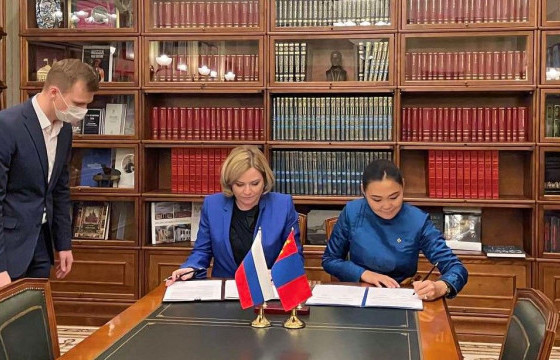 “Чингис хаан”, “Эрмитаж” музей хамтран ажиллахаар болжээ