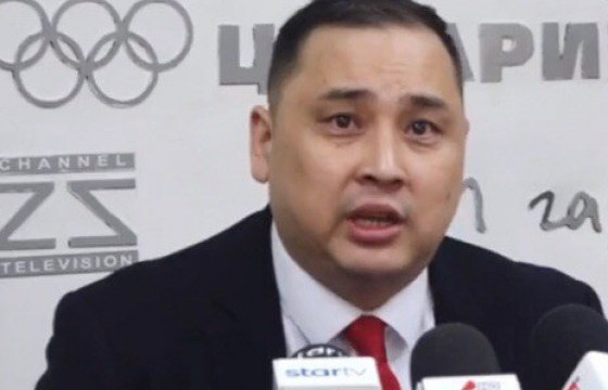 Б.САЙНБАЯР: Гарал үүсэл нь тодорхойгүй шатахуун нийслэлд оруулж ирж байна