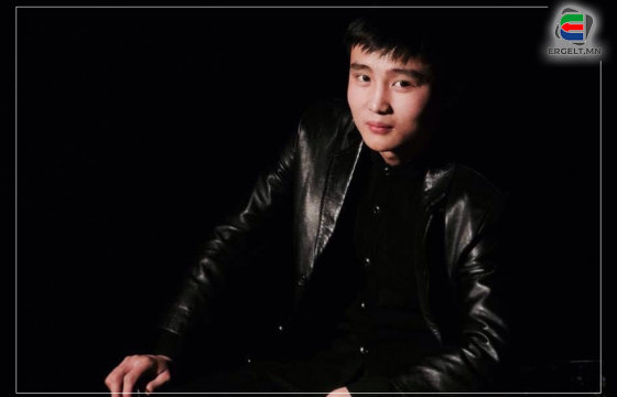 Т.ЛХАГВАЖАРГАЛ: Багадаа Амараа ахыг дууриаж жүжиглэдэг байлаа