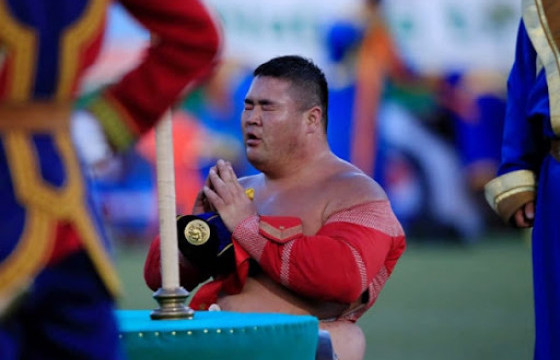 Э.ОЮУНБОЛД: Э.Энхбат ахынхаа биелүүлж амжаагүй хүсэлт, хийхийг хүссэн зүйлийнх нь нэгийг  биелүүлнэ