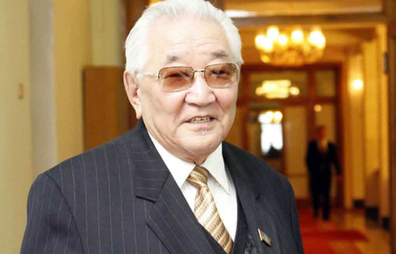 Ш.ГУНГААДОРЖ: Хөдөлмөрийн баатар болсон минь 50 гаруй жил ханилсан ханийн минь ач