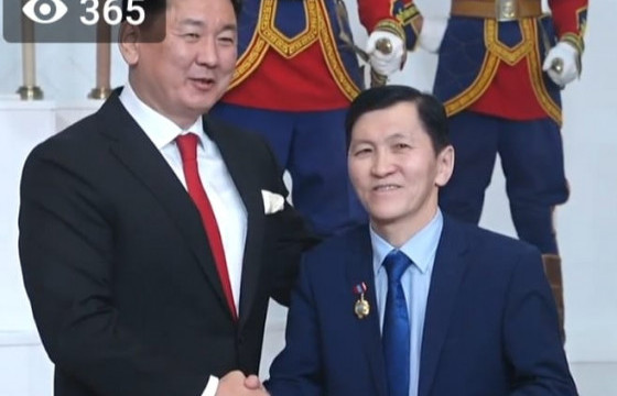 Парламентын 