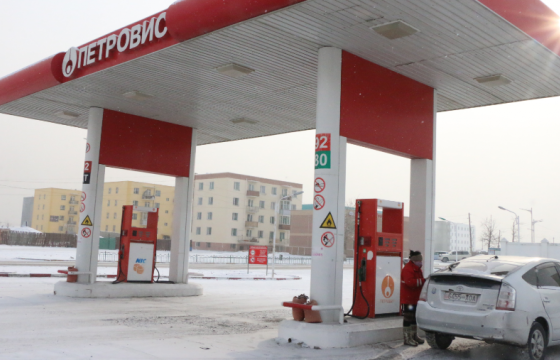 Ж.БАДАМСҮРЭН: Шатахууныг устай холих боломжгүй