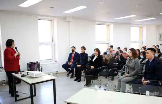 Чингэлтэй, Сүхбаатар дүүргийн ЖДҮҮ эрхлэгч эмэгтэйчүүд зөвлөлдлөө