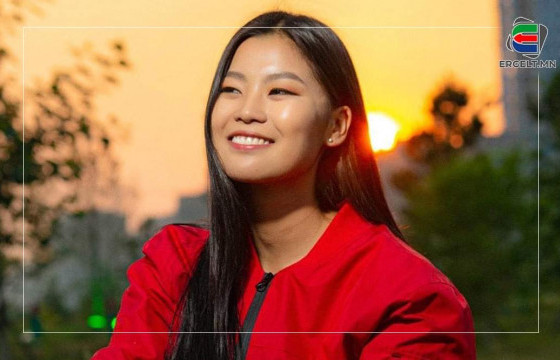 А.ЭГЭЛЗАЯА: Жүжигчин мэргэжлийг сонгосон минь хувь тавилан гэж боддог