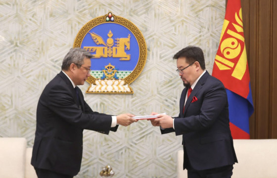 Уул уурхайн бүтээгдэхүүний биржийн тухай хуулийн төслийг өргөн барилаа