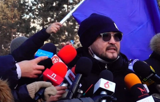 “МАН-ынхан дарангуйлаад байх юм бол манай улс Казакстан шиг болно”гэв