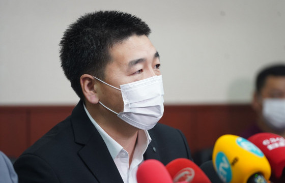 Зорилтот өрхүүдэд сайжруулсан шахмал түлш олгож эхэллээ