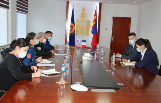 БНФУ-аас Монгол Улсад суугаа Элчин сайд Сэбастиен Сүрүнийг хүлээн авч уулзав